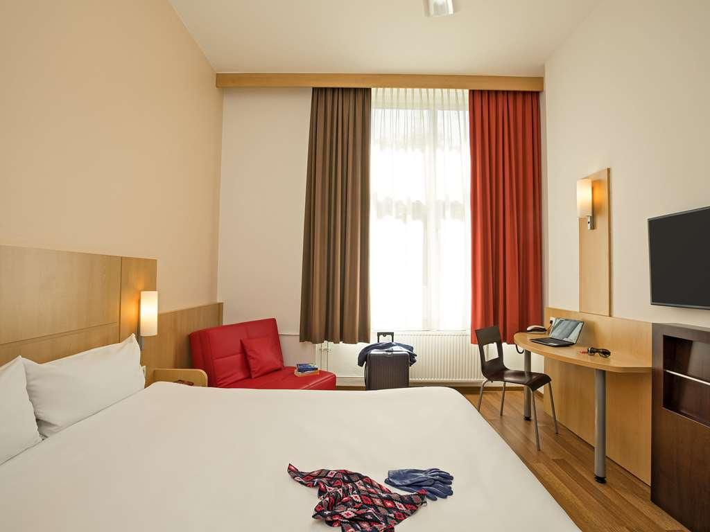 Ibis Berlin City Sued Phòng bức ảnh